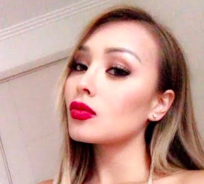 [HistoriaHot] En una subasta