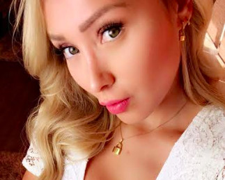 [HistoriaHot] En el piso compartido