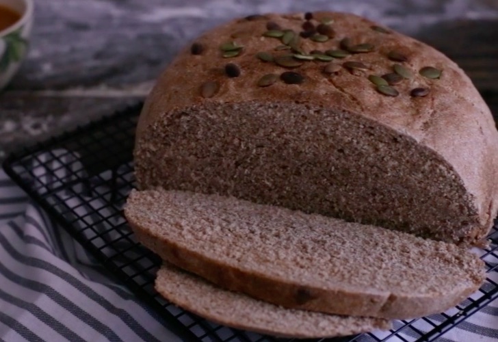 [Receta] ¡Disfruta de un rico pan integral hecho por ti mismo!