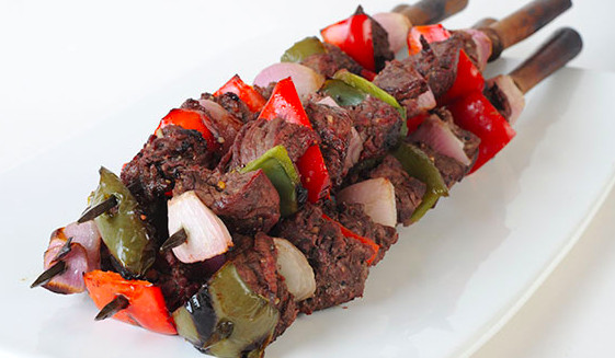 [Receta] Prepara estos diferentes tipos de anticucho