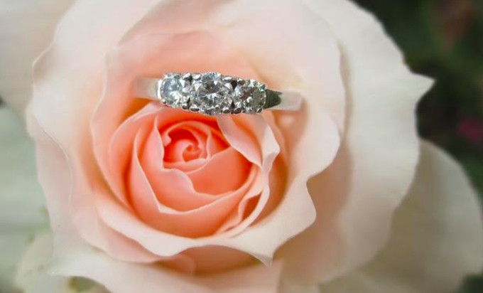 [Consejo] ¿Cómo identificar un diamante verdadero?