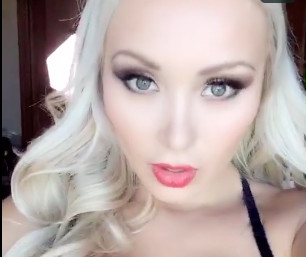 [Video] ¿Les gusta este escote?