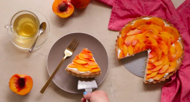 [Receta] Sorprende a tu familia con esta Tarta de duraznos