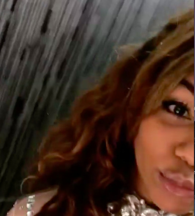 [Video] Te gusta este outfit sensual