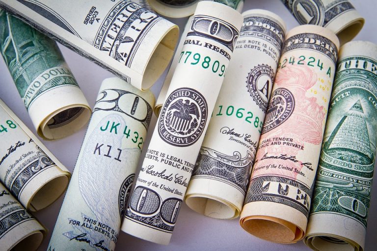 [Consejo] 3 rituales para atraer y proteger  el dinero