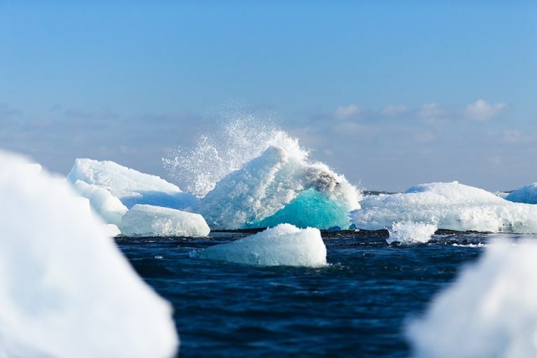 Salfate plantea misteriosa teoría sobre el descongelamiento de la Antártica