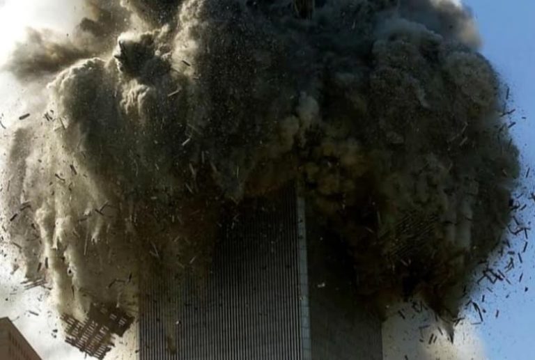 ¡Nueva investigación de caída de la Torres Gemelas por abrumadora evidencia de uso de explosivos!