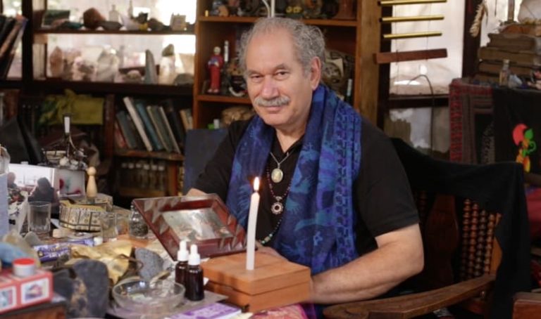 Pedro Engel te enseña un ritual para el día del amor