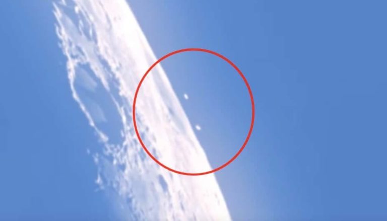 ¡Se subió a las redes uno de los videos más claros de enormes ovnis en la Luna!