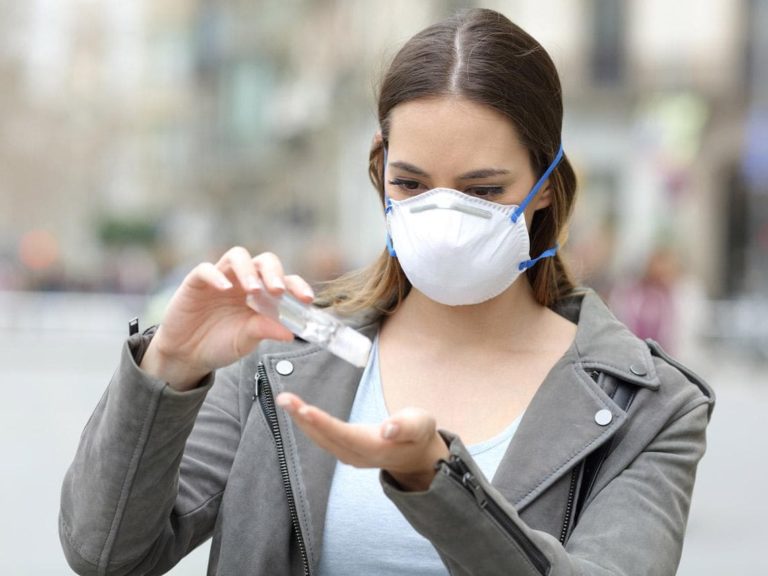 Afife Docmac te enseña a usar la mascarilla correctamente