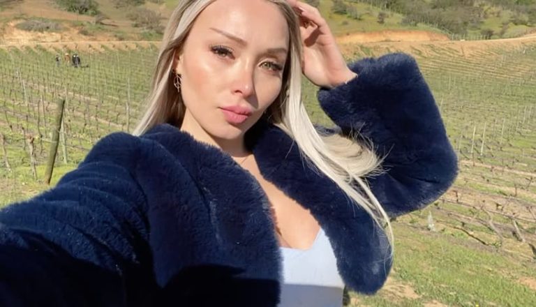 Dani disfrutando de una viña en Chile