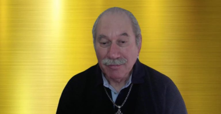 Conoce el horóscopo dieciochero de Pedro Engel