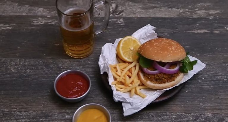 Hamburguesa de lentejas preparada en casa