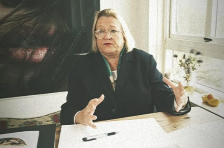 ¡Importante funcionario del Gobierno de EE.UU denunció que la Élite provocó la crisis económica para acabar con el dinero en efectivo e imponer una única moneda digital y así tener un control total sobre nosotros!