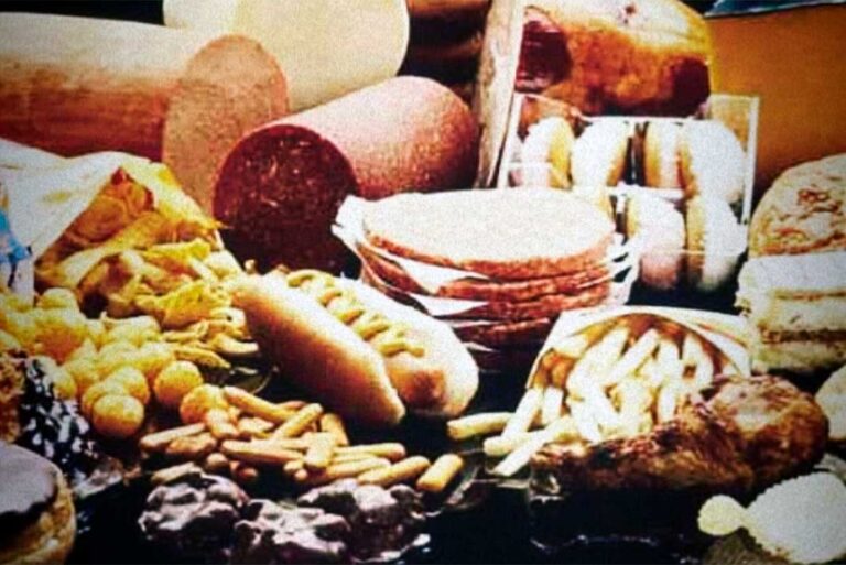 ¡Cuál es el ingrediente sintético que nos vuelve adictos a la comida procesada y cómo está dañando enormemente nuestro organismo!
