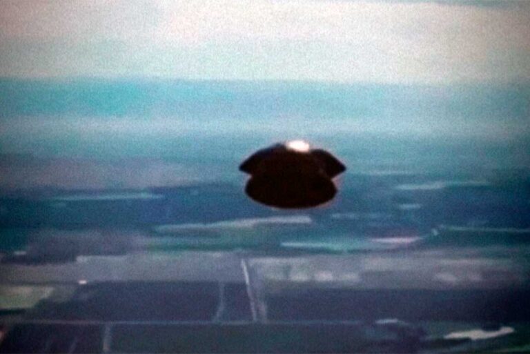 [Impacto] Revelan perturbador video de extraterrestre en la Internet oscura