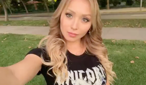 [Video] Soy una sexy rockera